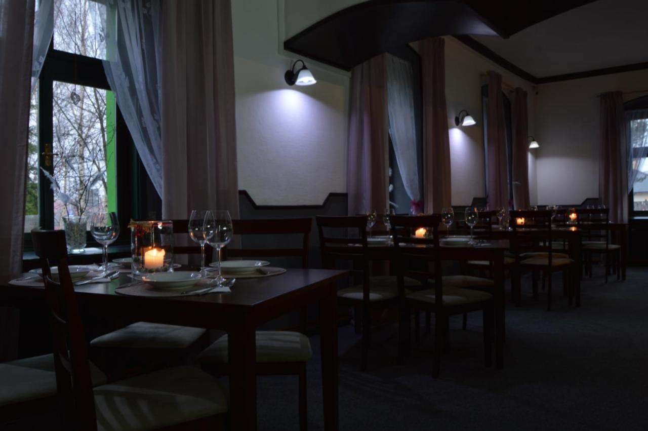 Hotel*** Cesky Dum Chomutov Exterior photo